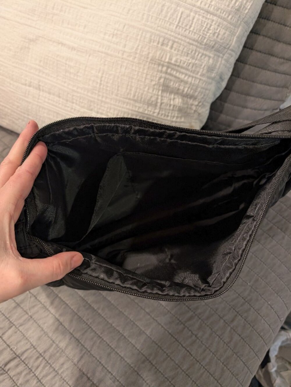 Reebok black massenger bag - Picture 4 of 7